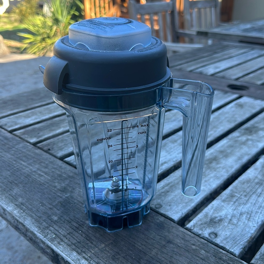 Vitamix Dry blade for grains- basically new
